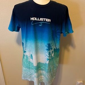 Hollister tshirt